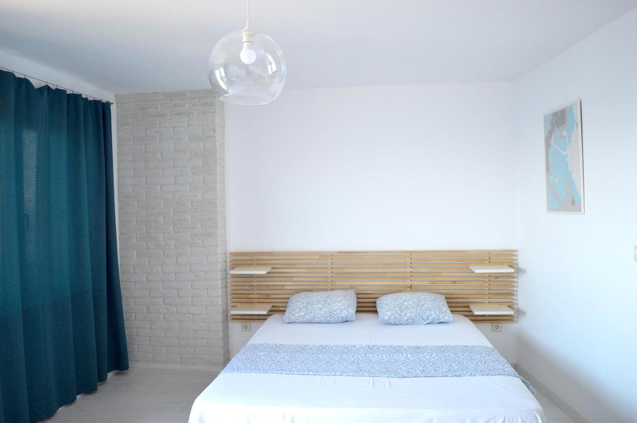 Deep Blue Guest House Sozopol Bagian luar foto